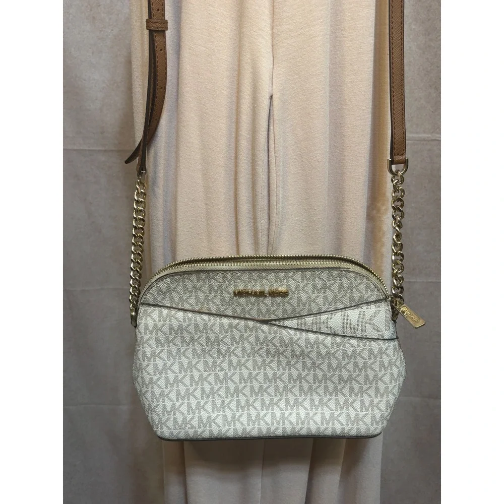 Michael Kors Jet Set Large East West Crossbody Bag MK Logo Vanilla Gold Hardware